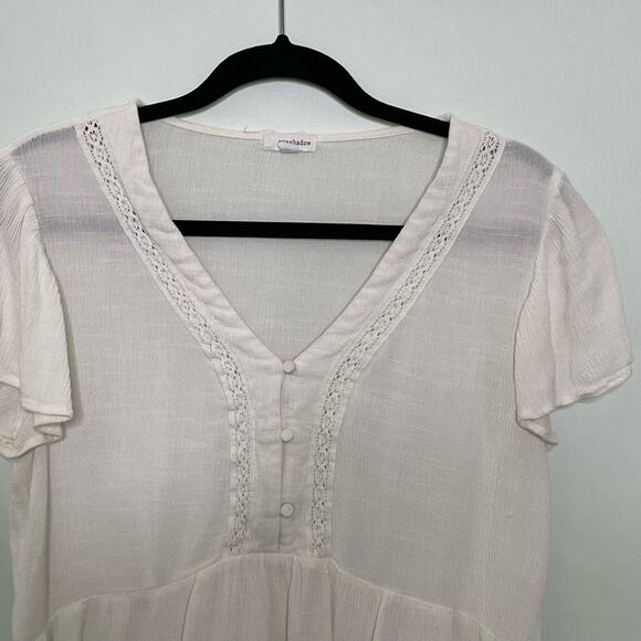 Eyeshadow Boho Cropped Blouse Flutter Sleeve Peplum Crochet Button Front White L - Picture 3 of 11